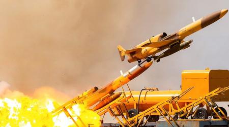 Іран створив безпілотний перехоплювач на базі дрона Karrar із зенітною ракетою AD-08 для знищення повітряних загроз