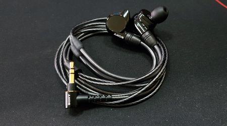 Огляд навушників Sony IER-M7: чотиридрайверні арматурні IEM-и від Sony, які потішать ваші вуха