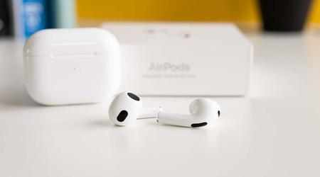 Apple продовжує готувати нові варіанти AirPods та AirPods Max із USB-C