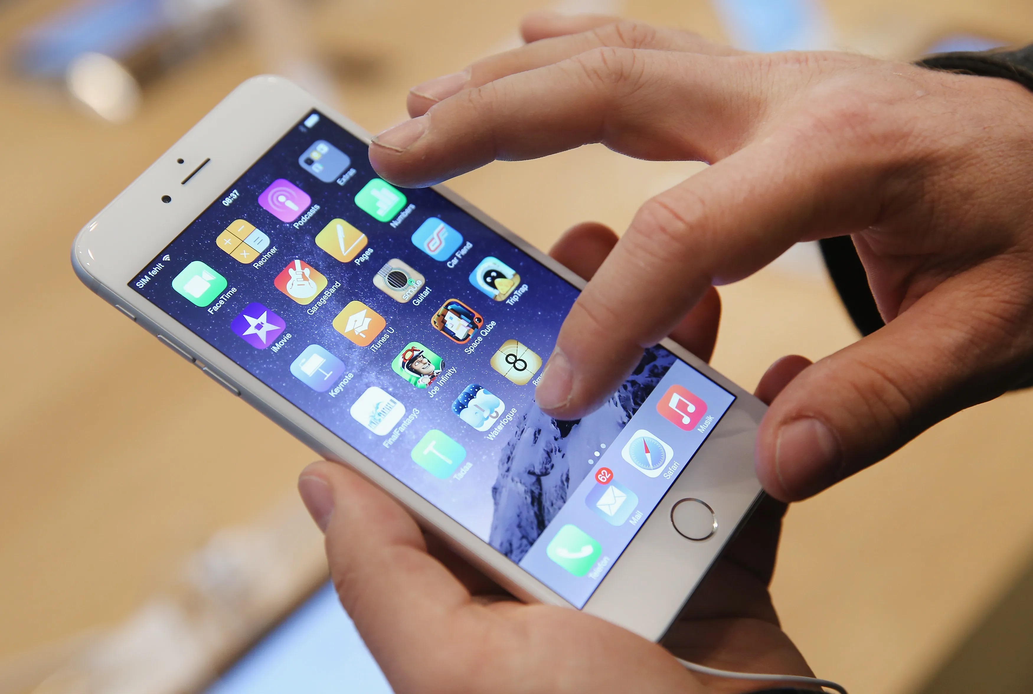 Apple несподівано випустила оновлення iOS 12.5.5 для старих смартфонів iPhone 5s, iPhone 6 і 6 Plus і планшетів iPad Air і iPad mini