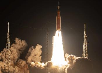 Миссия Artemis I стартовала – NASA наконец-то отправило в космос ракету SLS с кораблём Orion, который облетит Луну и вернётся на Землю