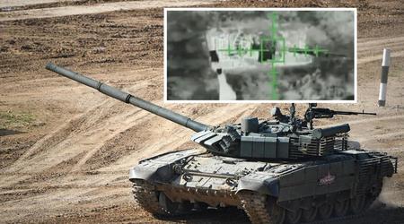 Ukrainian drone bomber threw grenades at Russian modernised T-80BVM tank