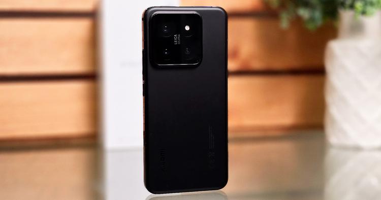 Обзор Xiaomi 14: младший флагман с камерой Leica