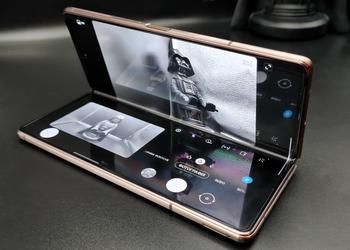Дневник Samsung Galaxy Z Fold2: как устроен сгибающийся дисплей (объяснение на гифках)