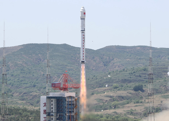 Китайская ракета Long March 4D установила национальный рекорд запуска спутников в течение одной миссии