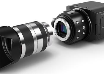Видеокамеры Sony со сменными объективами получили имя NXCAM