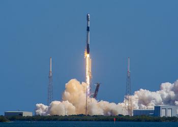 SpaceX провела юбилейный пуск в 2023 году – Falcon 9 отправила на орбиту 56 спутников Starlink