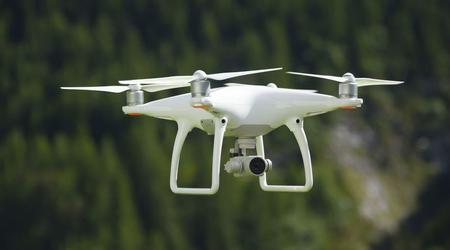 Wielka Brytania chce kupić 10 000 dronów różnych typów dla Sił Zbrojnych Ukrainy