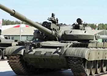 Украинские солдаты захватили российский танк Т-62М Fury, который был принят на вооружение в 60-х годах
