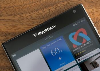 В Сеть попали фотографии нового смартфона BlackBerry с полностью сенсорным экраном