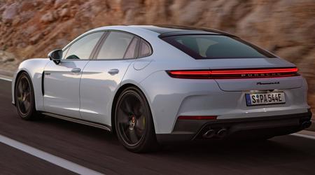 Porsche unveils two plug-in hybrids Panamera 4 E-Hybrid and 4S E-Hybrid with a range of up to 96 km on electric power