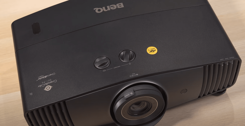 BenQ HT5550 best projector for outdoor daytime use