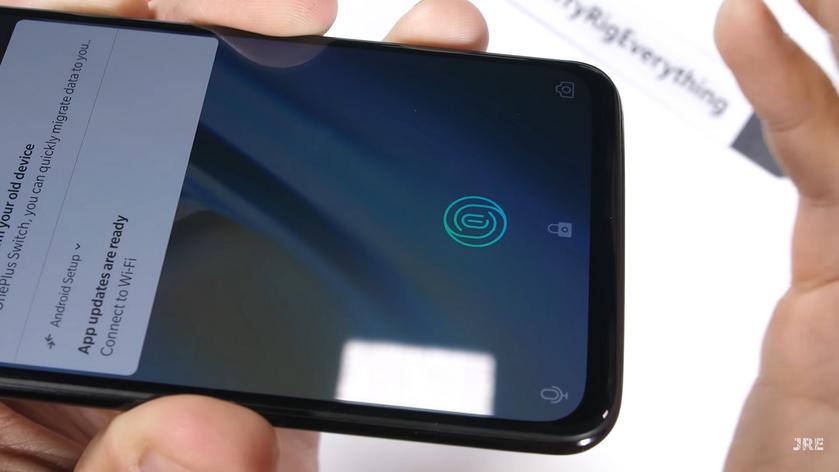 Тест на прочность OnePlus 6T: подэкранный сканер не боится царапин