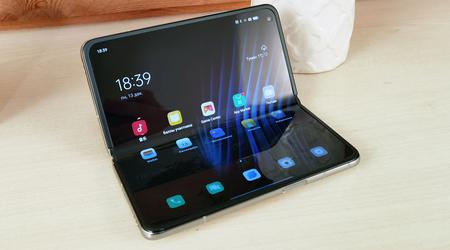 OPPO Find N Review: a Foldable Smartphone with Wrinkle-Free Display