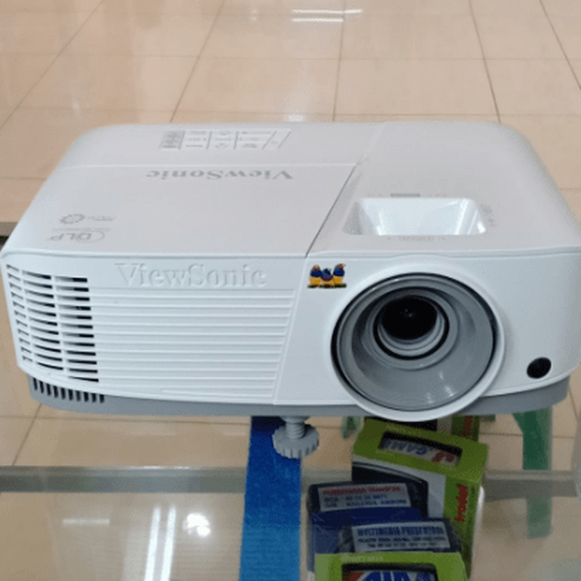 ViewSonic PA503X best projector for daylight use