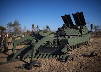 ВСУ получили на вооружение штурмовые машины разминирования M1150 на базе танков M1 Abrams, США не сообщали об их поставках