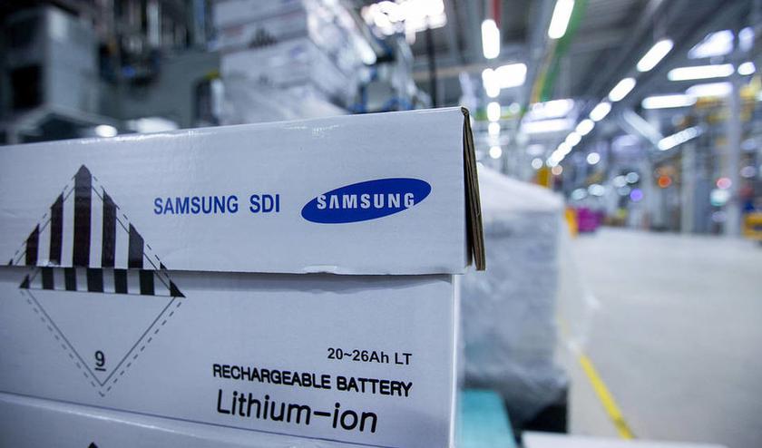 Для складных смартфонов Samsung уже подготовили такие же гибкие аккумуляторы