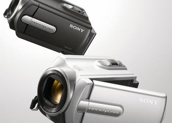 Последние из SD: видеокамеры Sony Handycam DCR-SX15E и DCR-SR15E с 50-кратным оптическим зумом