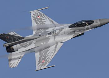 Истребители F-16 Fighting Falcon начали патрулирование в воздушном пространстве Словакии