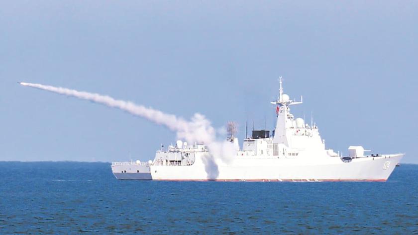 В Китае на воду спущен эсминец класса Type 052DL с самой большой в мире системой вертикального пуска для гиперзвуковых противокорабельных ракет YJ-21