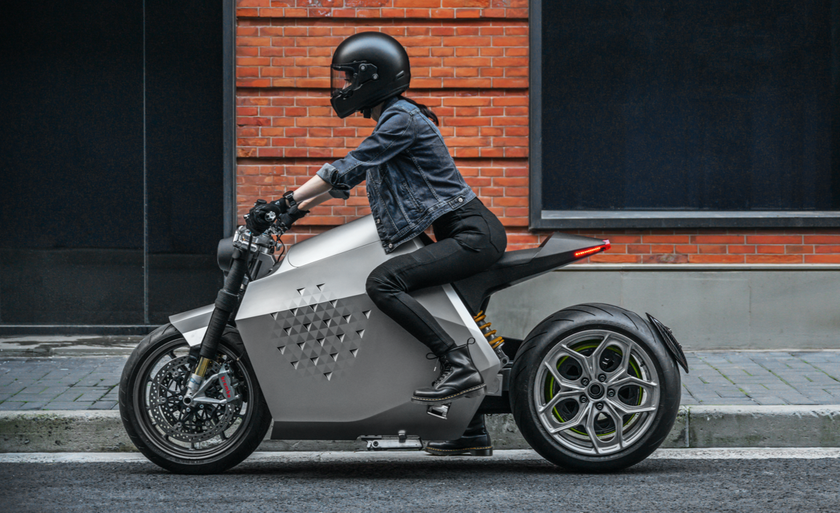 Davinci DC100: электрический мотоцикл, который может самостоятельно балансировать и следовать за хозяином