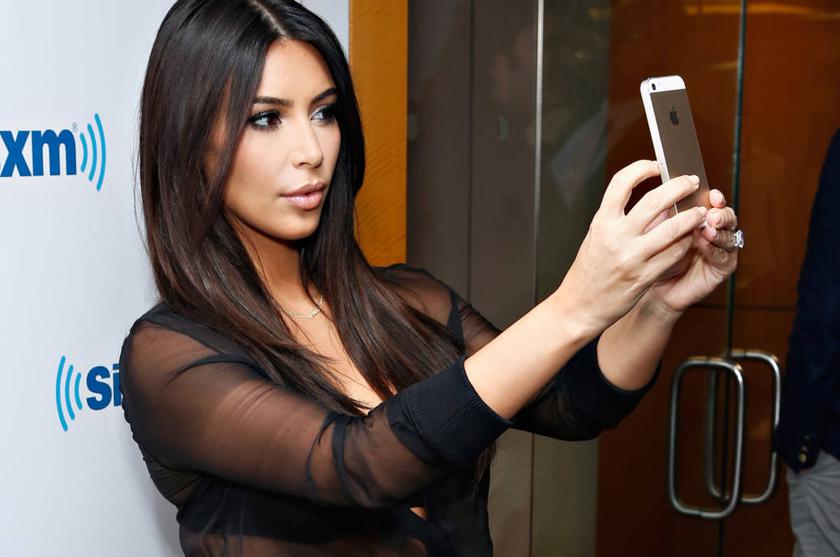 Ким Кардашьян сделала Shazam для поиска одежды