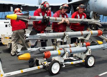 Raytheon увеличит производство AIM-9X Sidewinder до 2500 авиационных ракет в год