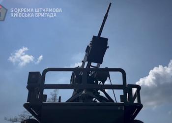 Вооруженные силы Украины впервые показали кадры боевого применения наземного бронированного дрона