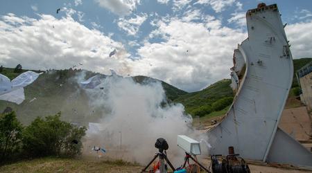 Lockheed Martin's space dwelling exploded again during testing, but it was planned that way