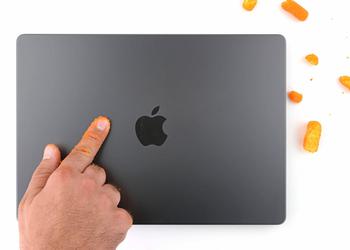В iFixit разобрали новый MacBook Pro M3 и объяснили, почему корпус стал темнее и собирает меньше отпечатков пальцев