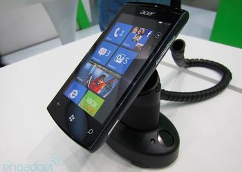 Cмартфон Acer W4 будет работать на Windows Phone 7.1 (Mango)