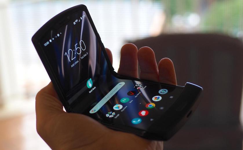 Инсайдер: Motorola RAZR 2 получит 6.7-дюймовый дисплей, как у Samsung Galaxy Z Flip