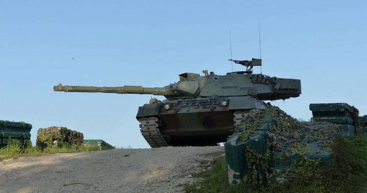 Die Ukraine hat etwa hundert Leopard-1-Panzer ...