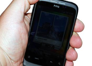 Горящее предложение: подробный обзор Android-смартфона HTC Wildfire