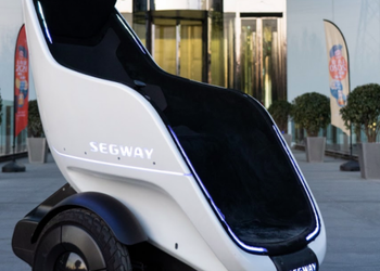Segway S-Pod: футуристический трон на колёсах в виде яйца