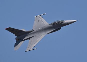 Таиланд раздумывает о покупке F-16 или Gripen