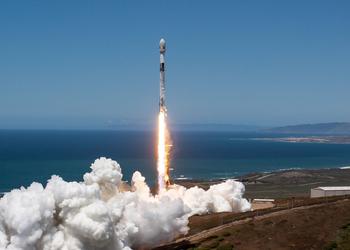 SpaceX вивела на орбіту нову партію ...