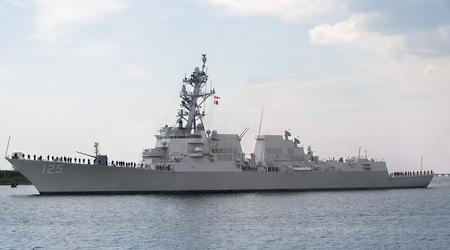 The first Arleigh Burke Flight III-class destroyer left Ingalls shipyard ahead of commissioning - USS Jack H. Lucas received two vertical launch systems for Tomahawk cruise missiles