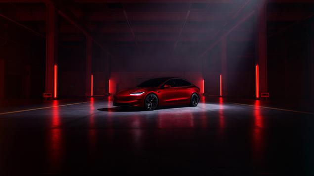 Tesla zaprezentowała Model 3 Performance: 510 ...