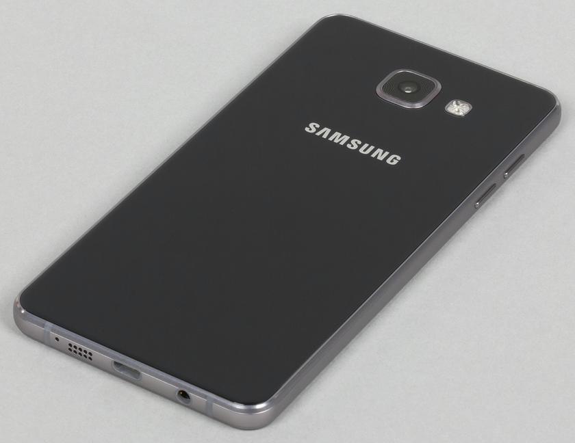 Samsung Galaxy A6 и Galaxy A6+ одобрены Федеральной комиссией по связи США