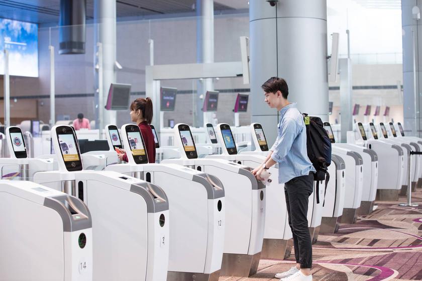 В аэропорту Сингапура открылся первый в мире автоматизированный терминал без единого сотрудника