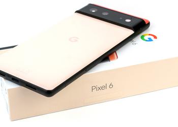 Новая стратегия работает: Pixel 6 бьет рекорды продаж Google