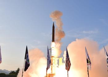 Израиль первым в истории перехватил баллистическую ракету в космосе – система Arrow сбила цель за пределами атмосферы