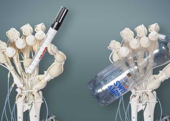 Исследователям из ETH Zurich впервые удалось напечатать роботизированную руку с костями, связками и сухожилиями