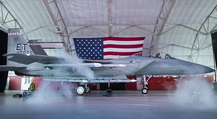 Boeing souhaite vendre des chasseurs F-15EX ...