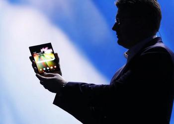 Samsung показала сгибаемый смартфон на CES 2019, но не всем
