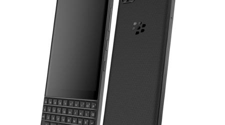 In the network appeared "live" photos of BlackBerry Athena (KEYone 2)