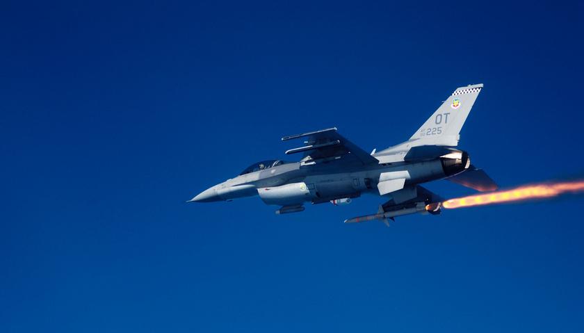 Американские истребители F-16 Fighting Falcon могут быть размещены на территории Украины