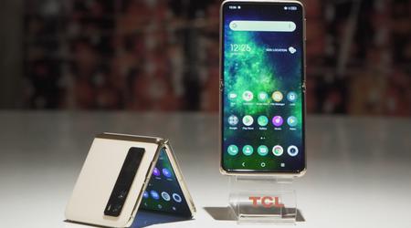 TCL Flex V is the world's cheapest bendable smartphone. Price starts at $ 600
