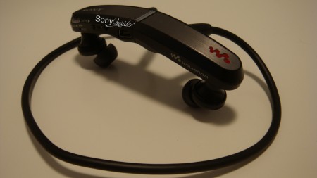 Sony Walkman W-серии: носимый плеер в форме сердца (обновлено)-5